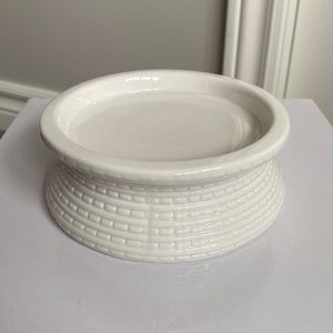 Gold Canyon - Chic Porcelain Pedestal, Milky White